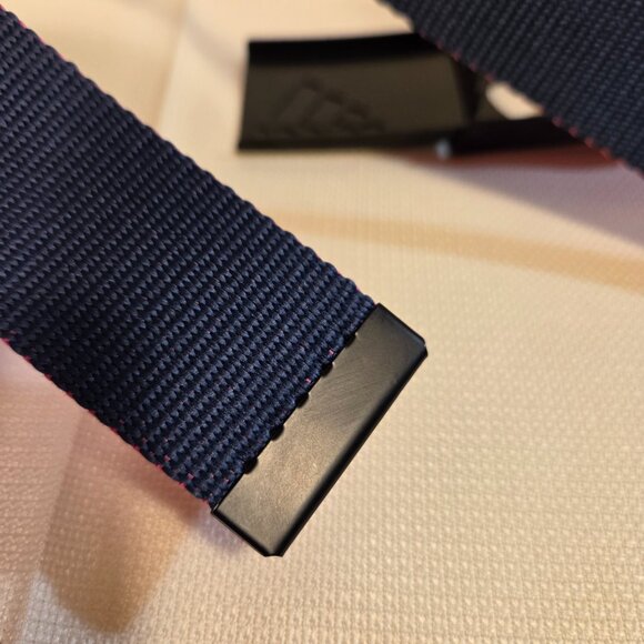 Reversible Adidas belt - Picture 9 of 9